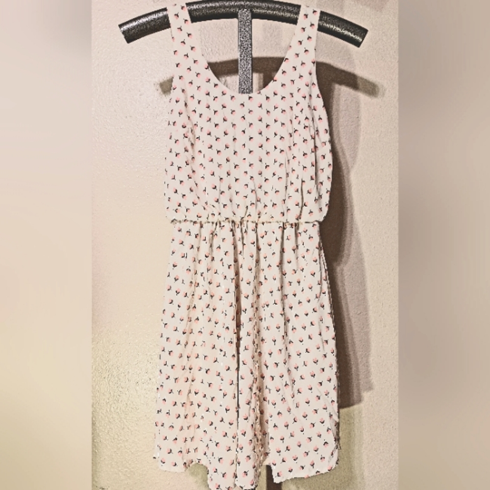 Adorable White with tulips mini dress size Small